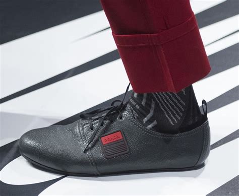 collezione scarpe uomo prada 2017|prada shoes official website.